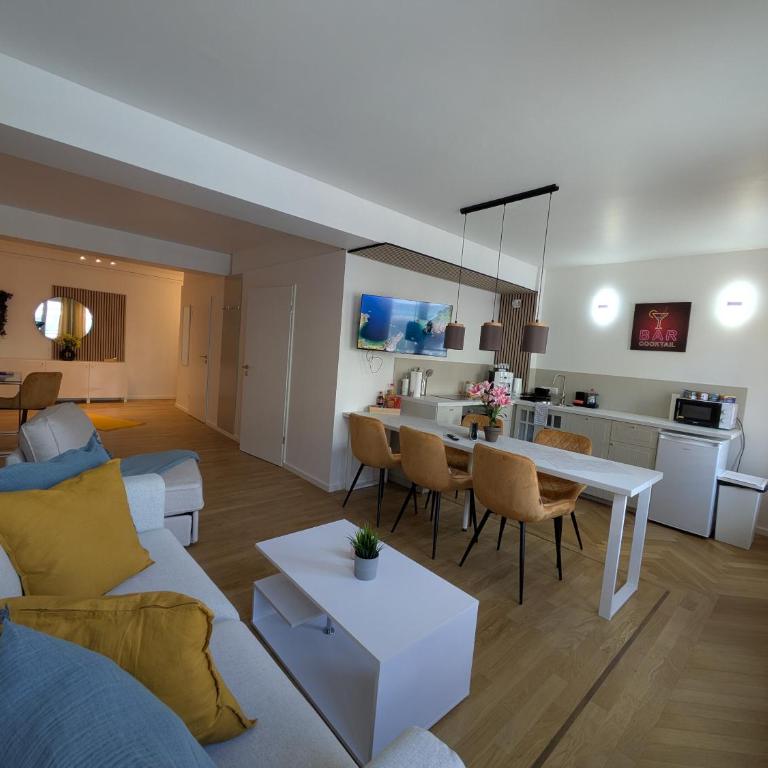 Munich Top Place direkt am Karlsplatz - Stachus 70 qm mit 2 Schlafzimmer Apartment Mila - Two-Bedroom Apartment - 5