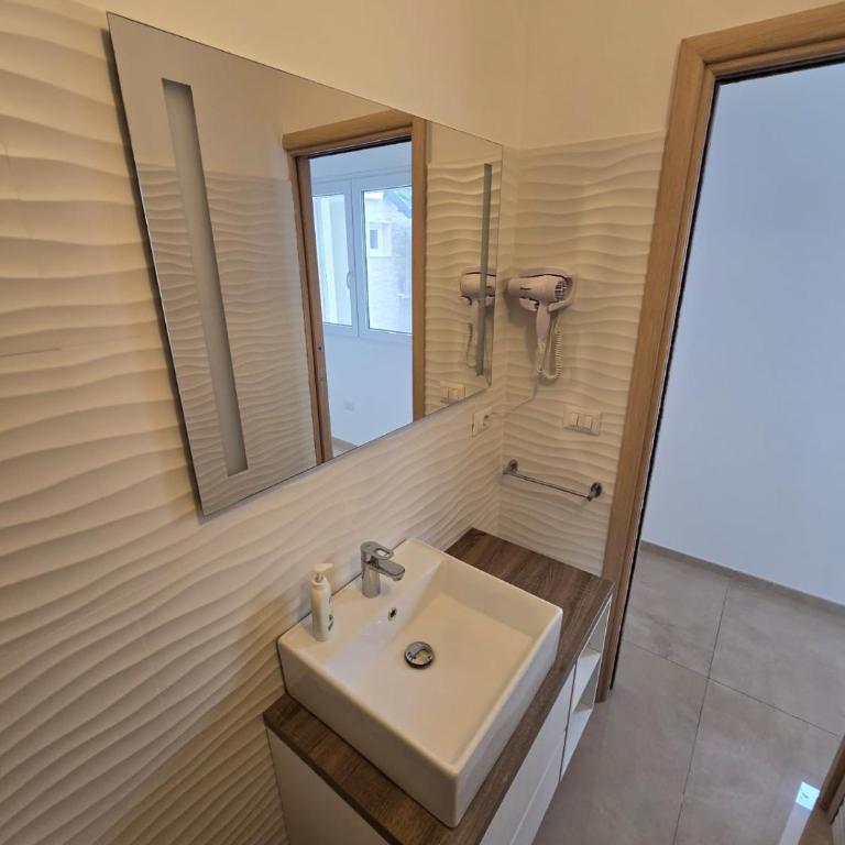 WOW TOTAL GREEN AD IMPATTO ZERO Villetta con 3 CAMERE DA LETTO, 3 BAGNI a 50 mt dalla spiaggia e dai lidi disponibile navetta per l'Areoporto - Villa con 3 Camere da Letto - 22