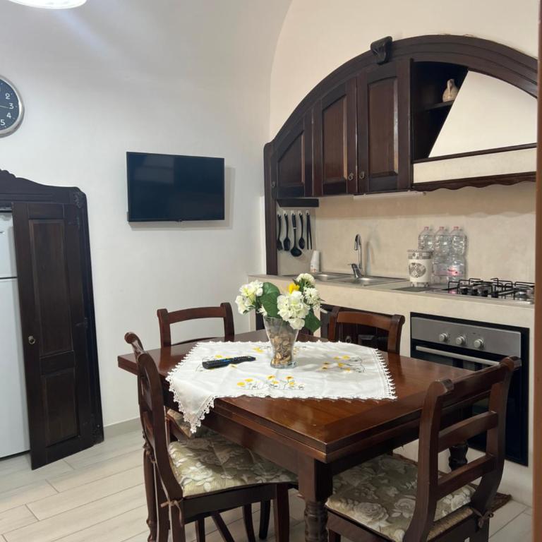 Vico SANTO ORONZO - Appartamento con 1 Camera da Letto - 4