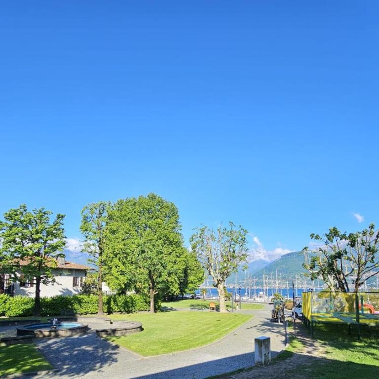 Villa Lago Foreground Lakefront Beach Bike&Boat& Scooter Lake Como - Appartamento con 3 Camere da Letto - 53