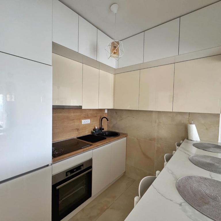 Apartmani Avanti Becici - Apartment with Sea View - 9