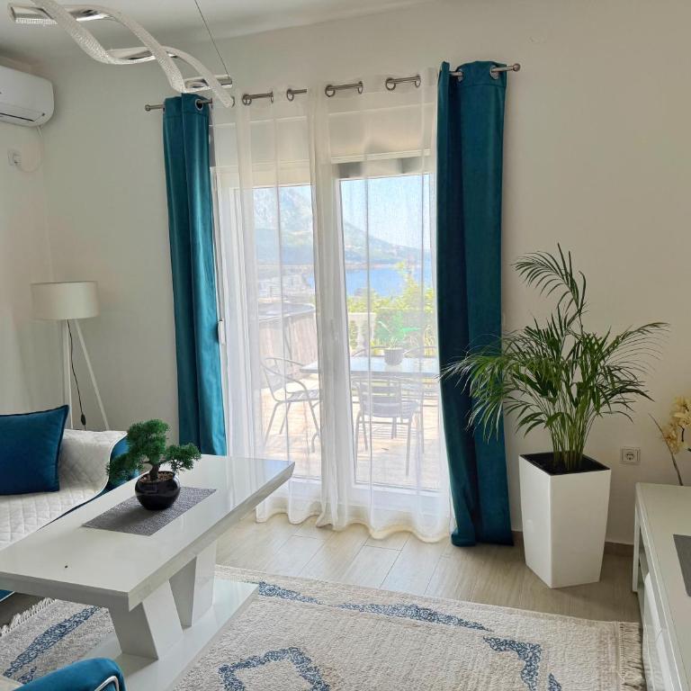Apartmani Avanti Becici - Apartment with Sea View - 5