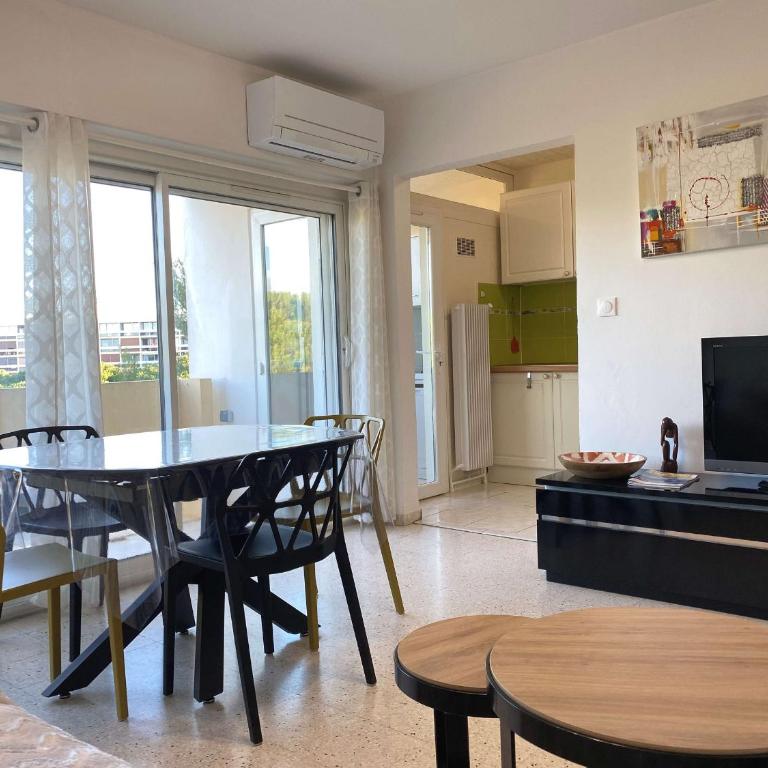 Confort T3 avec Garage et Climatisation à Balaruc-les-Bains - FR-1-553-288 - Appartement - 2