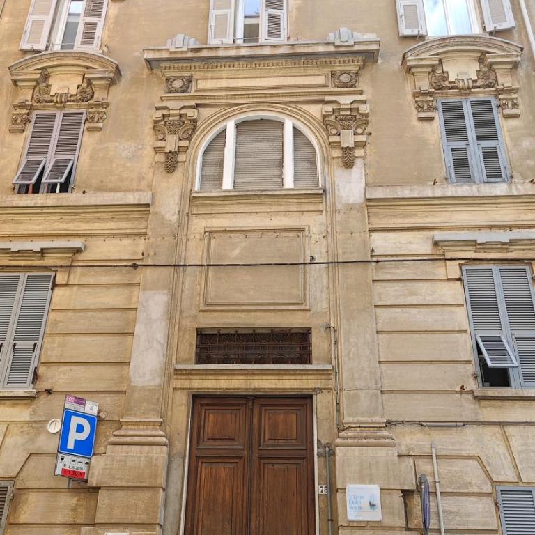 Best Stay Apartment - Two-Bedroom Apartment - 28