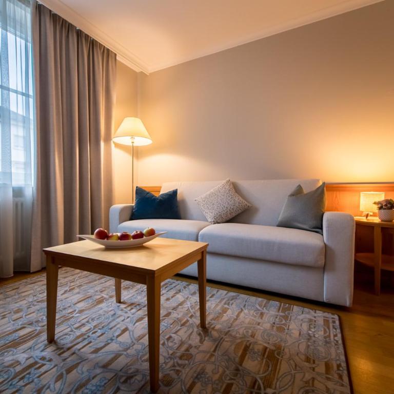 HOTEL POST alpine cityflair - Junior Suite - 5