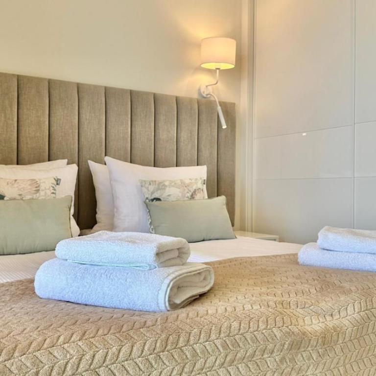 Intempo Residence by Leo Apartments - Two-Bedroom Deluxe Apartment with Balcony - 16
