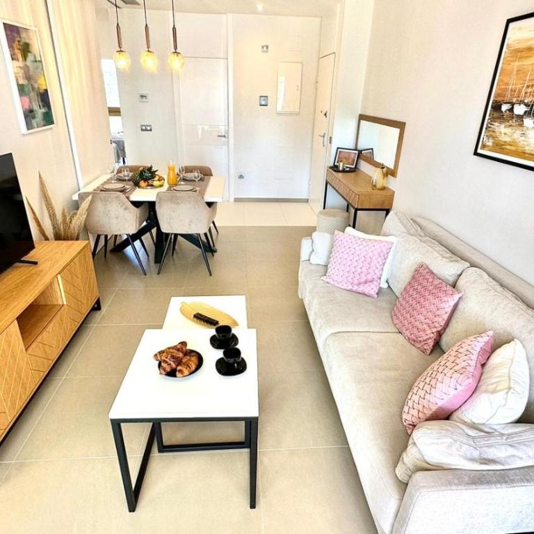 Intempo Residence by Leo Apartments - Two-Bedroom Deluxe Apartment with Balcony - 22
