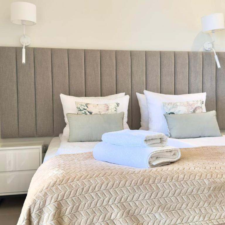 Intempo Residence by Leo Apartments - Two-Bedroom Apartment - 43
