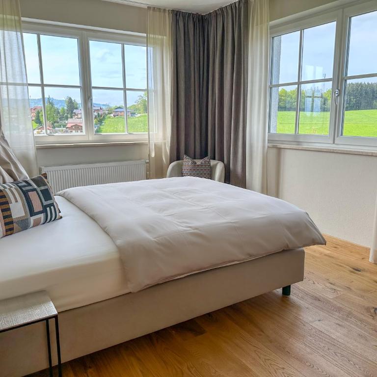 "SONNTAGSGLÜCK" - Premium Apartments Seekirchen, ruhiges Feriendomizil im Grünen, gemeinsamer Poolarea - Haus mit 5 Schlafzimmern - 4