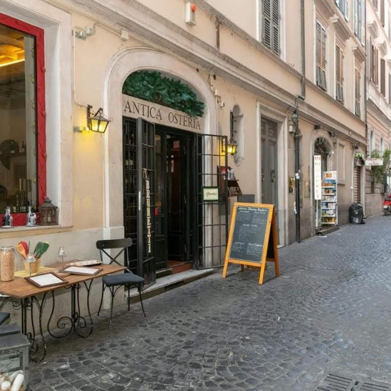 Tridente Storico Suites - Apartment with Balcony - 2