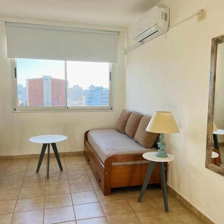 Excelente Depto Amplio Centro - Apartamento de 1 dormitorio - 2