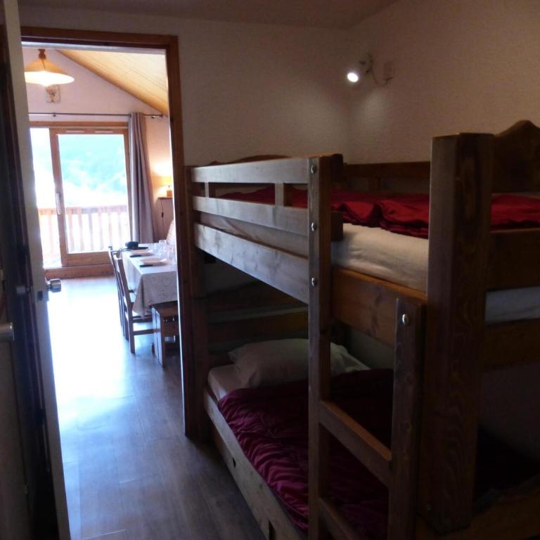 Résidence L'ermitage - Appartement 2 pièces pour 4 personnes situé à Méribel centre proche des commerces et des pistes de ski MAE-3004 - Appartement - 8