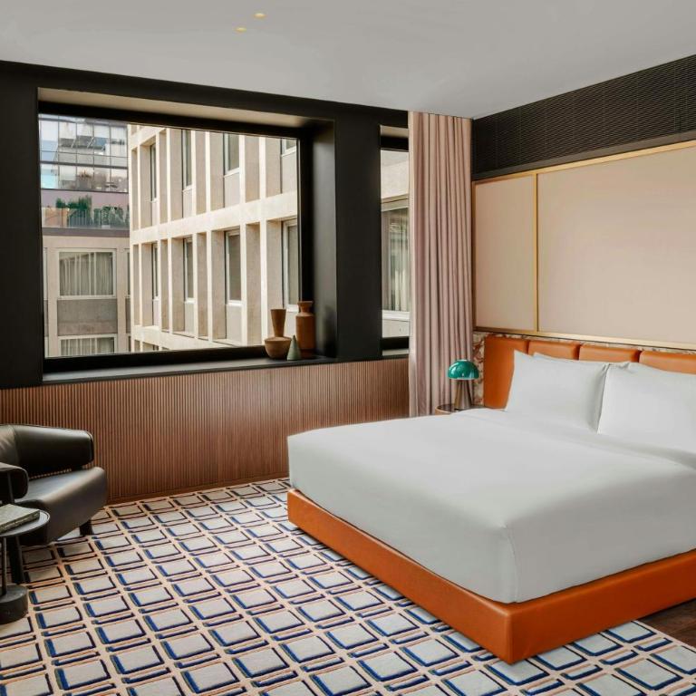 Casa Brera, a Luxury Collection Hotel, Milan - Panoramic King Suite with City View - 9