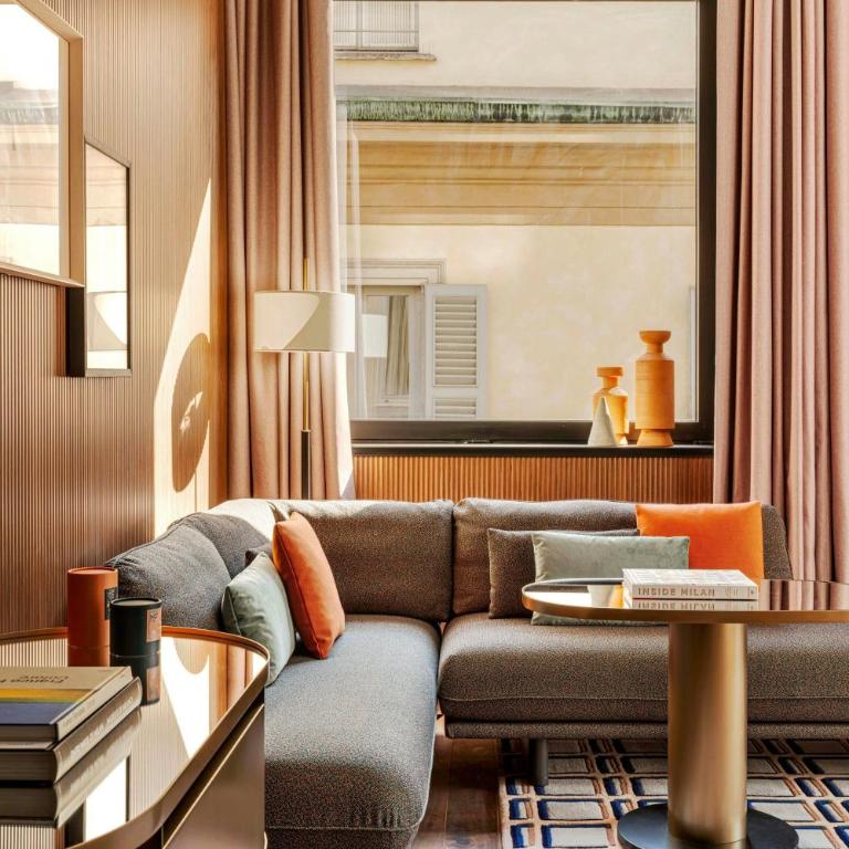 Casa Brera, a Luxury Collection Hotel, Milan - Panoramic King Suite with City View - 3