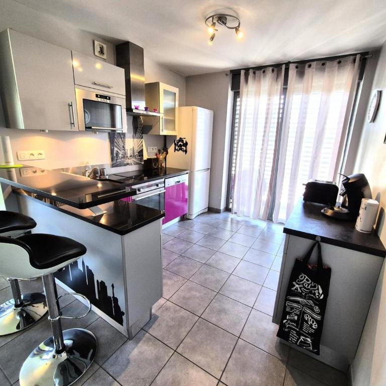 Résidence L'eden Cap - Charmant 2 pièces avec emplacement idéal au bord du lac ! MAE-0394 - Appartement - 2