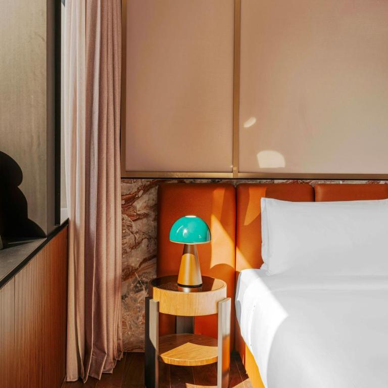 Casa Brera, a Luxury Collection Hotel, Milan - Panoramic King Suite with City View - 6