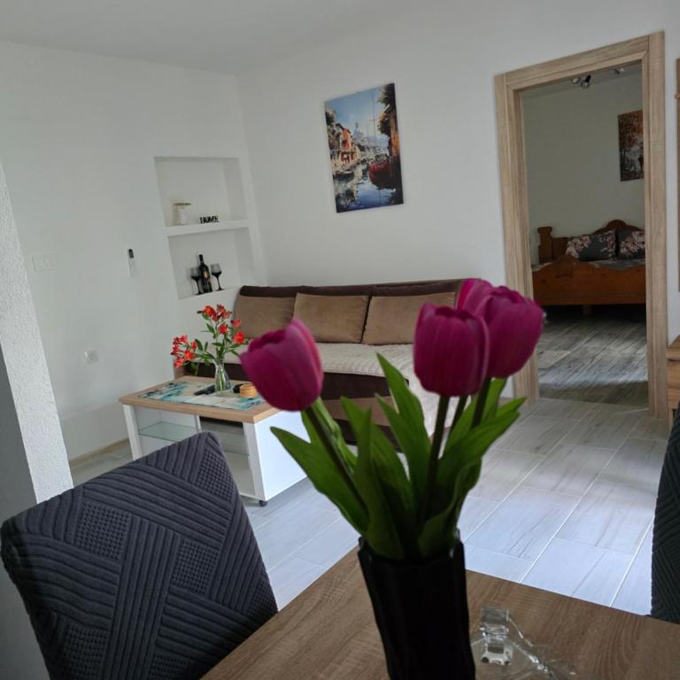 Apartman Jelena - One-Bedroom Apartment - 9