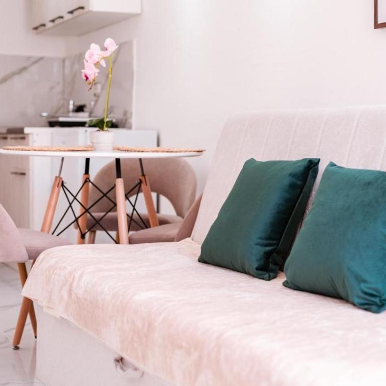 Mia Studio Apartment - Studio - 1