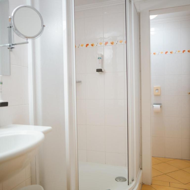 Seehotel Ressmann - Doppelzimmer mit Terrasse - 2