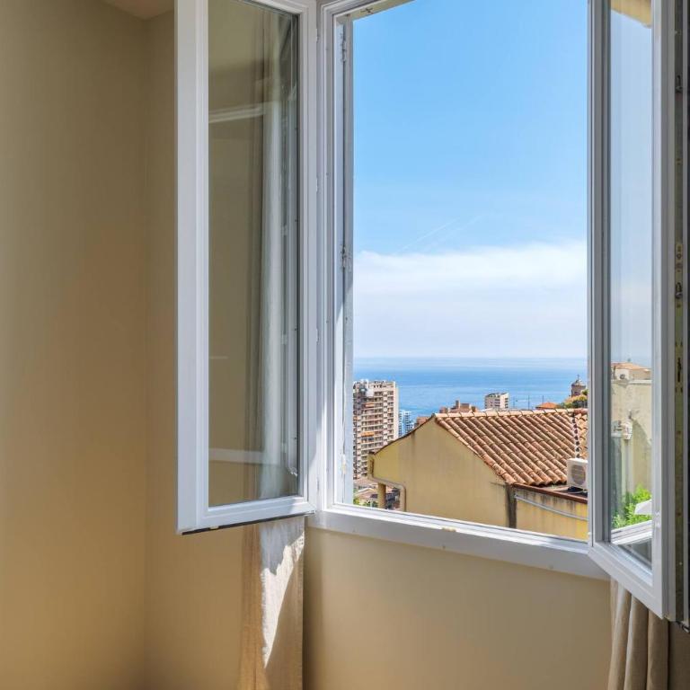 Elegant 2 pieces avec vue mer aux portes de Monaco - Appartement - 10