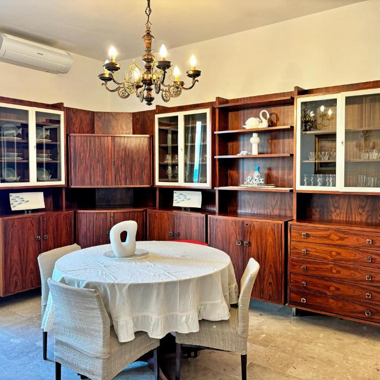Appartamento Aria di Mare su Viale Ceccarini - Two-Bedroom Apartment with Terrace and Sea View - 3