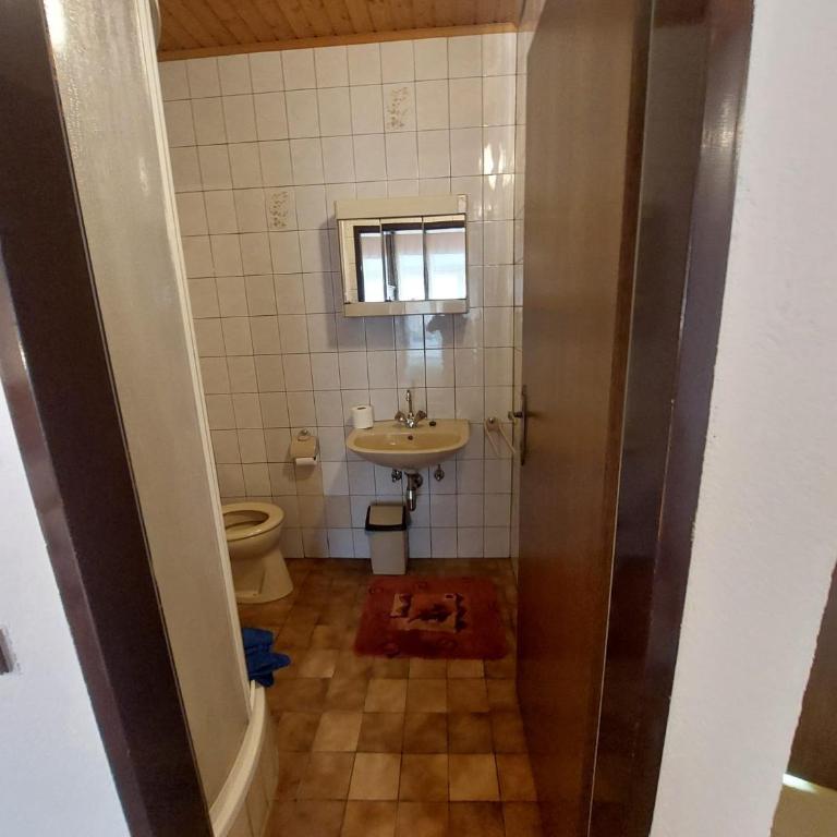 Hotel&Restaurant Gasthof zur Post Eisenerz - Chambre Simple avec Salle de Bains Privative - 4