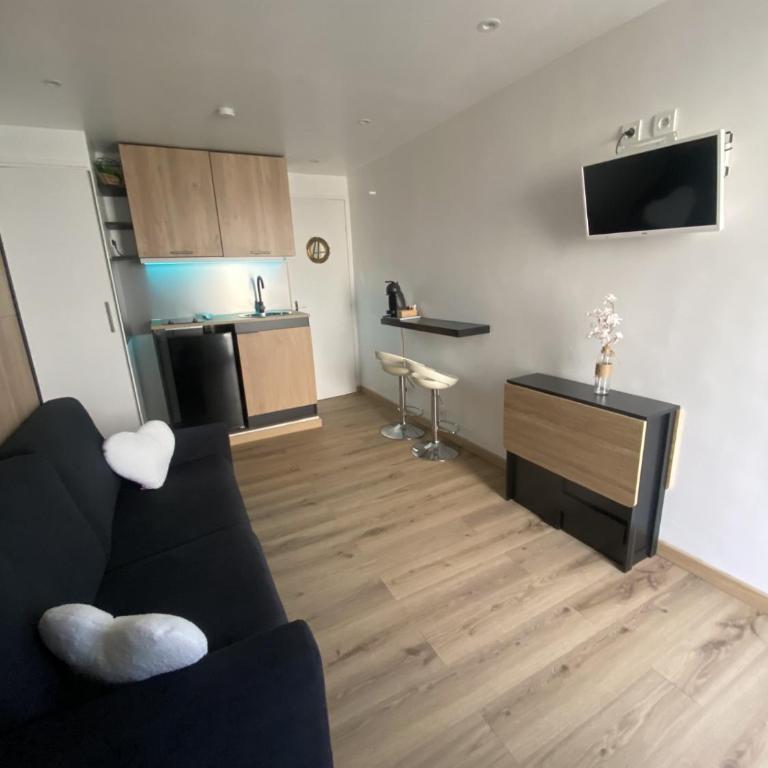 Studio cosy Cannes à 250 m de la plage, pointe Croisette - Appartement 1 Chambre - 21