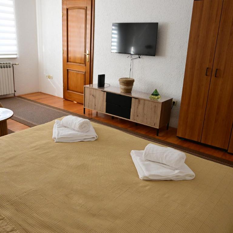 Apartman Nur - Three-Bedroom Apartment - 6