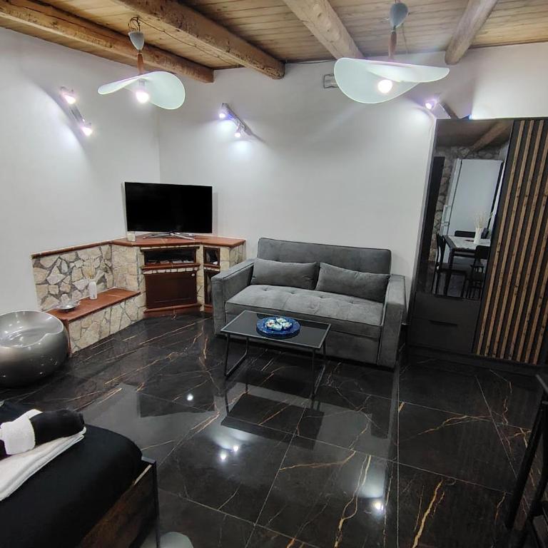 La Casetta di Camelia - Appartamento con 2 Camere da Letto - 14