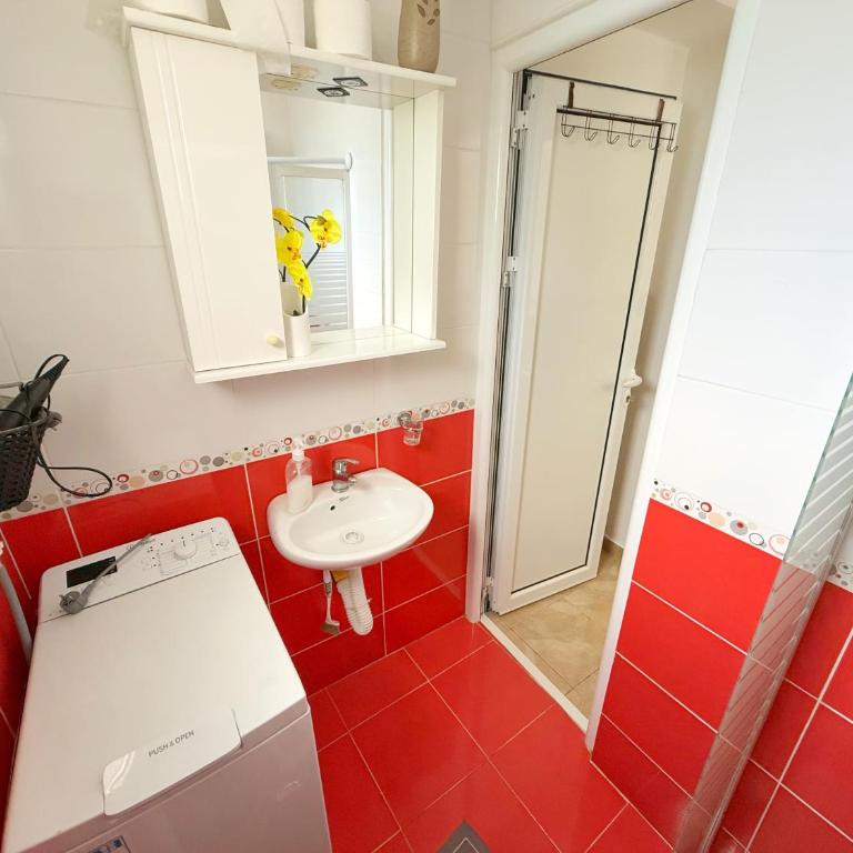 Apartmani Avanti Becici - Apartment with Sea View - 10
