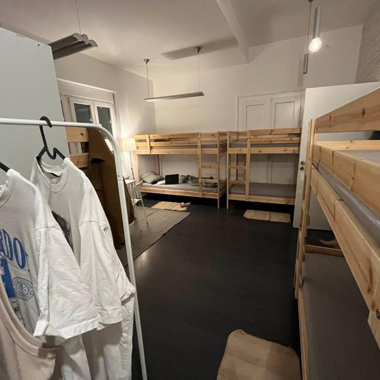 Brodsky's Cat Art Hostel - Krevet za Jednu Osobu u Spavaonici - 6