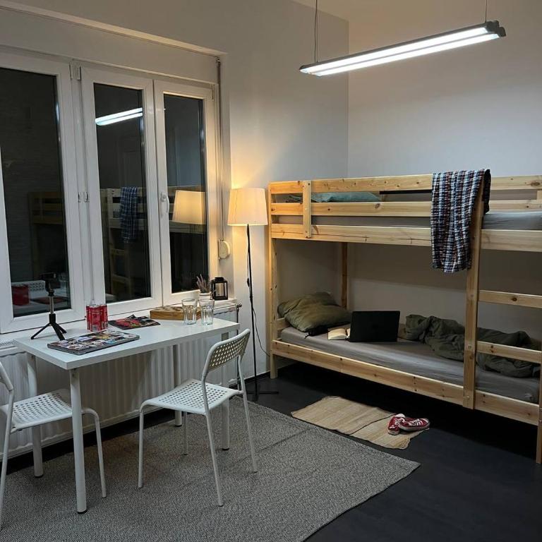 Brodsky's Cat Art Hostel - Krevet za Jednu Osobu u Spavaonici - 4