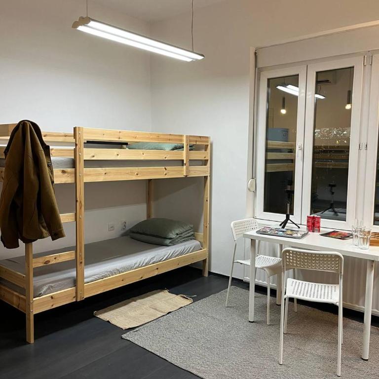 Brodsky's Cat Art Hostel - Krevet za Jednu Osobu u Spavaonici - 11