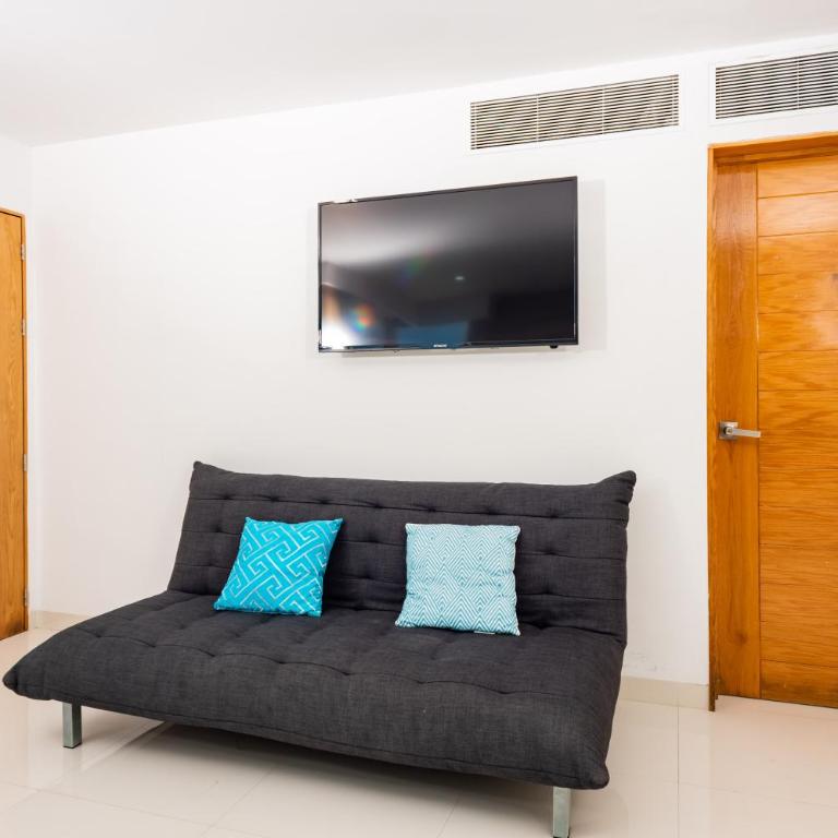 Ocean View Modern Condo & Luxury Amenities - One-Bedroom Apartment - 11