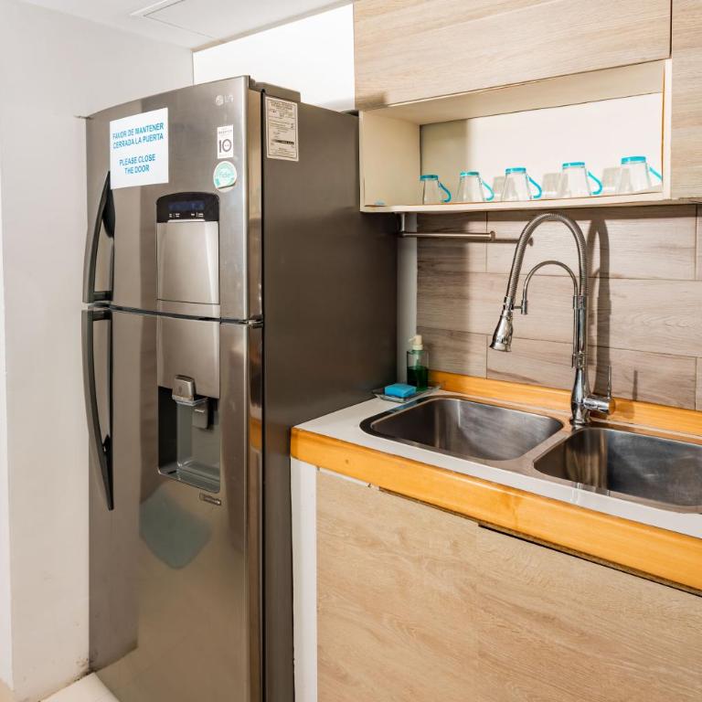 Ocean View Modern Condo & Luxury Amenities - One-Bedroom Apartment - 12