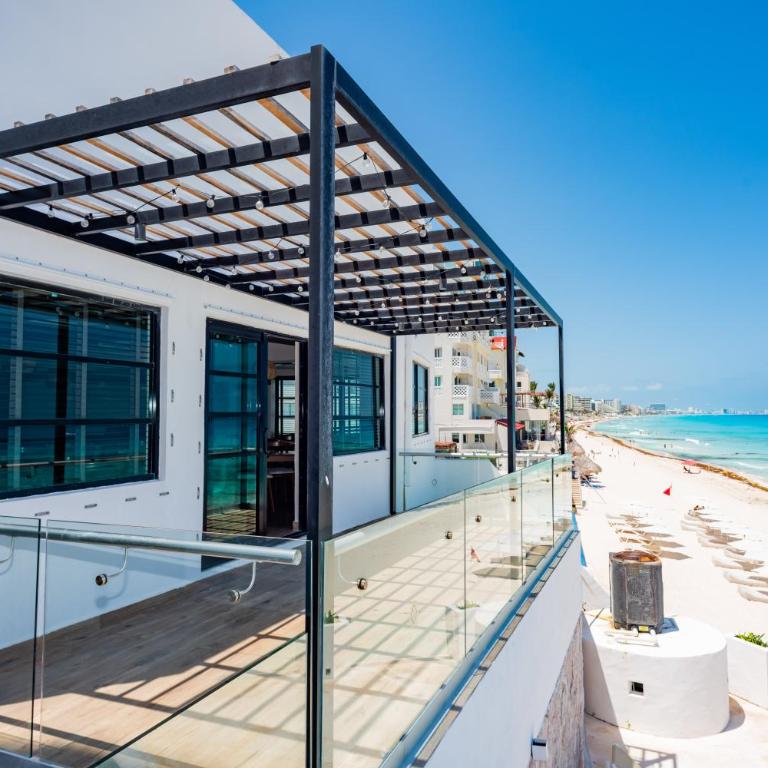 Ocean View Modern Condo & Luxury Amenities - One-Bedroom Apartment - 19
