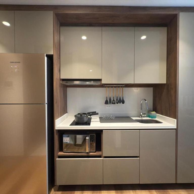Aparta Estudio de Lujo en Ubicación Privilegiada - Apartamento de 1 dormitorio - 3
