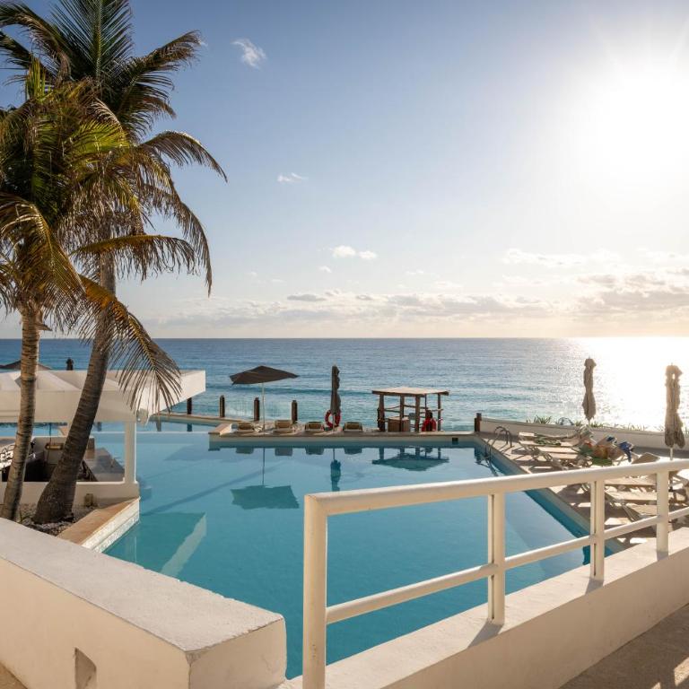 Ocean View Modern Condo & Luxury Amenities - One-Bedroom Apartment - 40