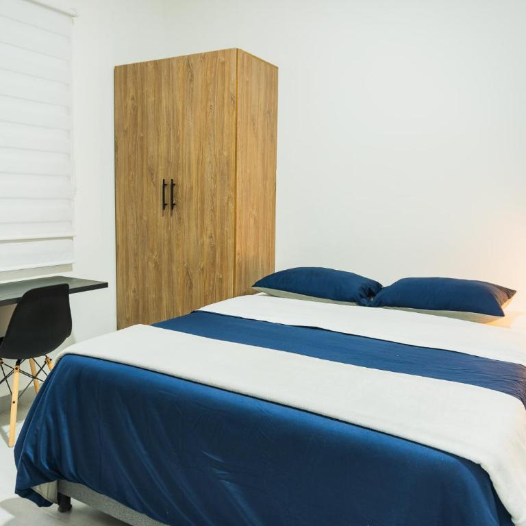 La Perla coliving - Double Room with Private Bathroom - 1
