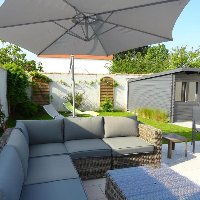 Maison rénovée avec jardin privatif, proche des Sables d'Olonne, parking et Wifi inclus - FR-1-426-226 - Maison de Vacances (4 Adultes) - 1