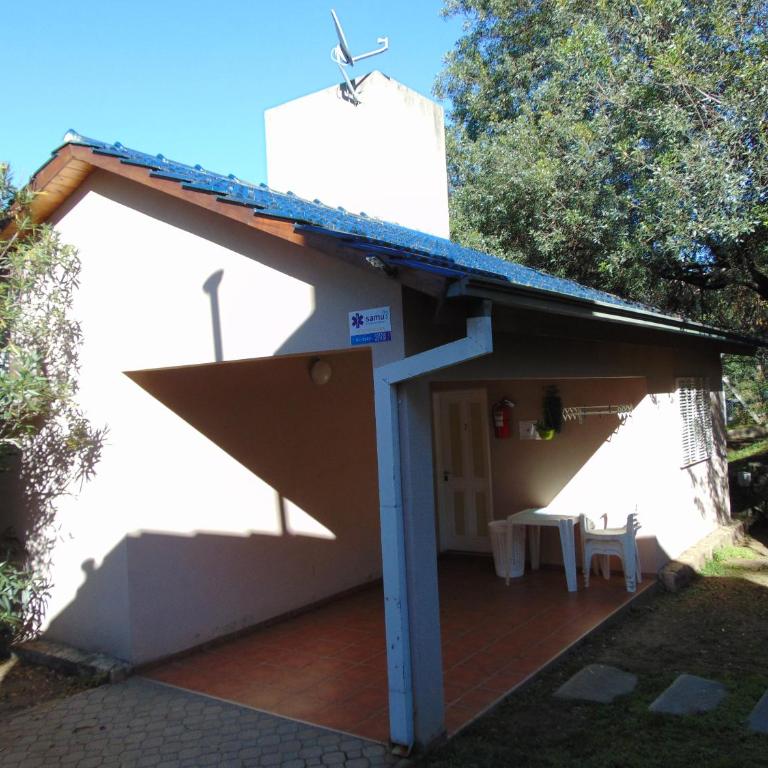 Cabañas Los Pinos Aires del Lago - Apartamento con vistas al jardín - 7