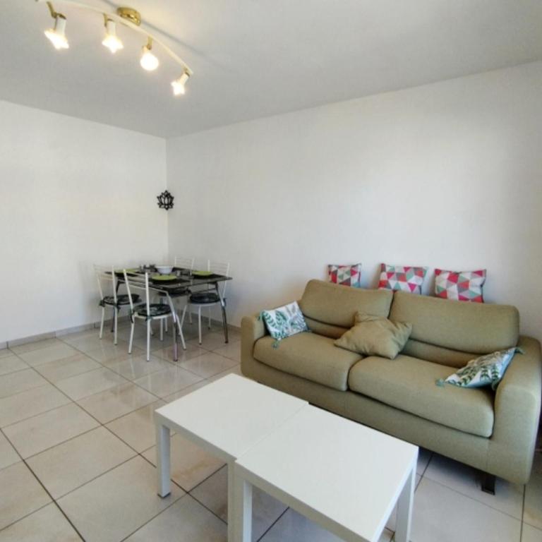T3 confortable avec terrasse et parking à 100m de la plage, pour 6 personnes à Narbonne-Plage - FR-1-795-64 - Apartamento - 8