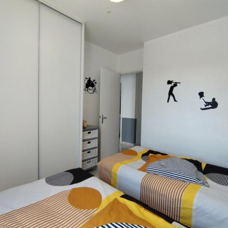 T3 confortable avec terrasse et parking à 100m de la plage, pour 6 personnes à Narbonne-Plage - FR-1-795-64 - Apartamento - 15