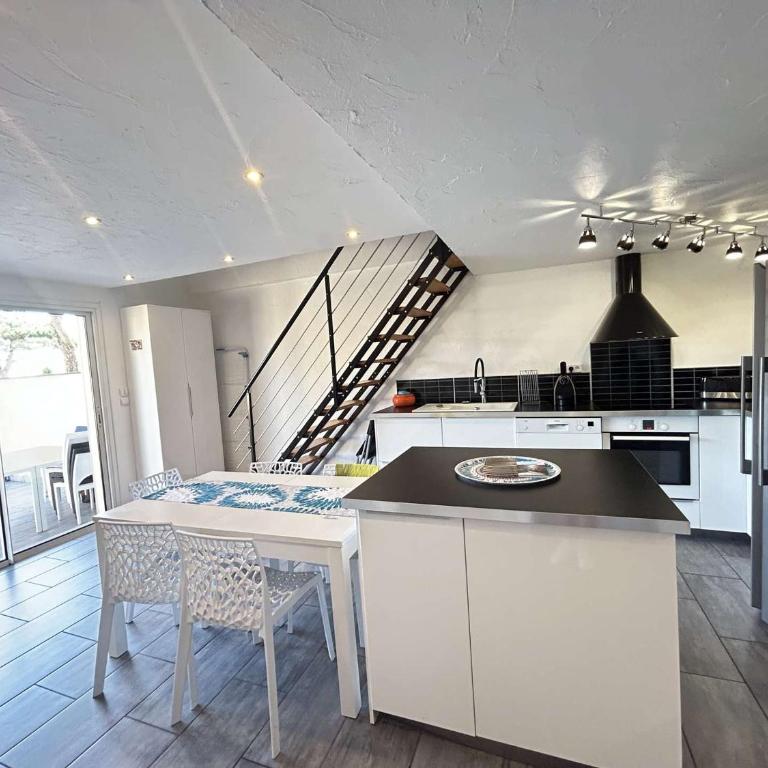 Villa Méditerranéenne 5 pièces, 8 pers, Terrasse, Jardin, Parking - FR-1-226-559 - Casa - 4