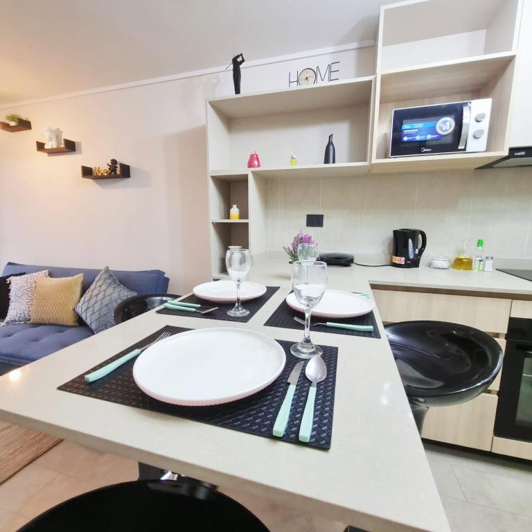 Cercano a Megavisión con Estacionamiento - Apartamento de 1 dormitorio - 5