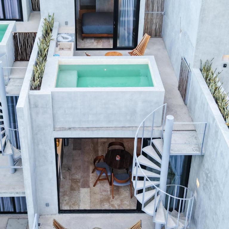 Piece of Paradise 2 Bedroom Apartment Private Pool 212 - Two-Bedroom Apartment with Private Pool - 3