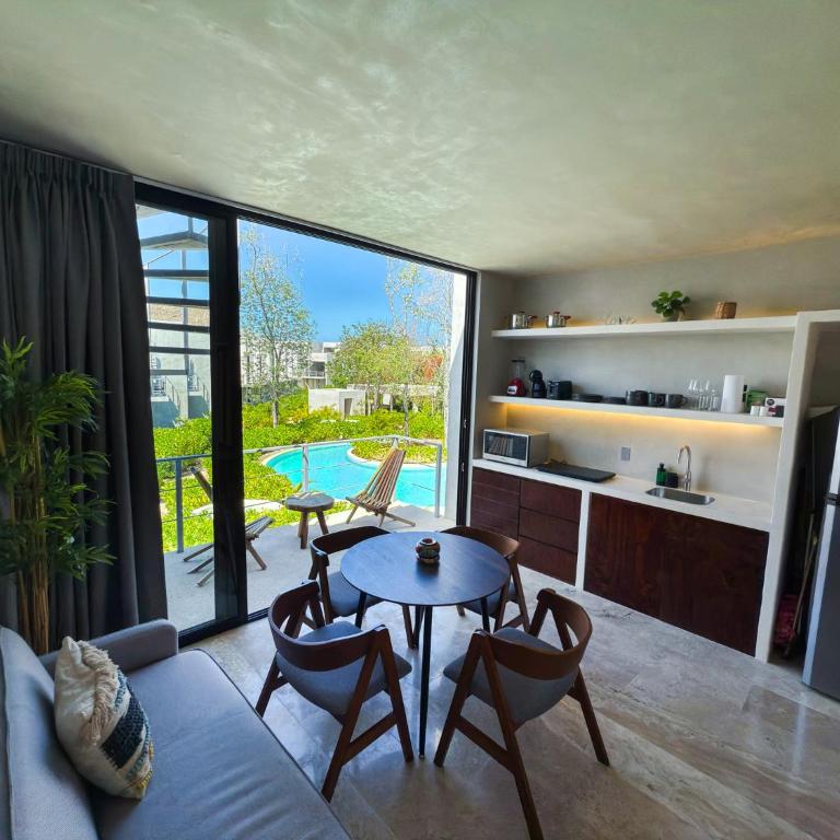 Piece of Paradise 2 Bedroom Apartment Private Pool 212 - Two-Bedroom Apartment with Private Pool - 5