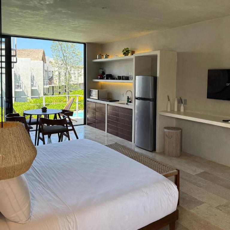 Piece of Paradise 2 Bedroom Apartment Private Pool 212 - Two-Bedroom Apartment with Private Pool - 35