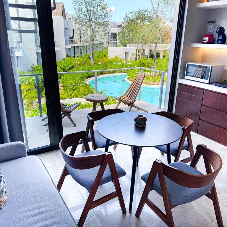 Piece of Paradise 2 Bedroom Apartment Private Pool 212 - Two-Bedroom Apartment with Private Pool - 38