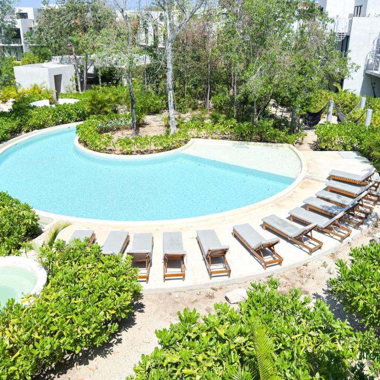Piece of Paradise 2 Bedroom Apartment Private Pool 212 - Two-Bedroom Apartment with Private Pool - 47